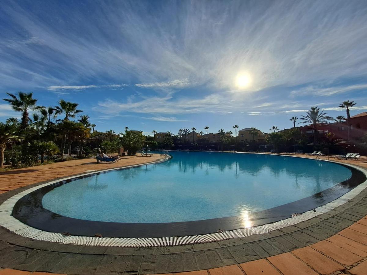 My Pretty Home - Lovely And Spacious Surrounded By Tropical Gardens - Private Covered And Uncovered Terrace - Pool - Parking - Free Fibre Optic Internet Corralejo Zewnętrze zdjęcie